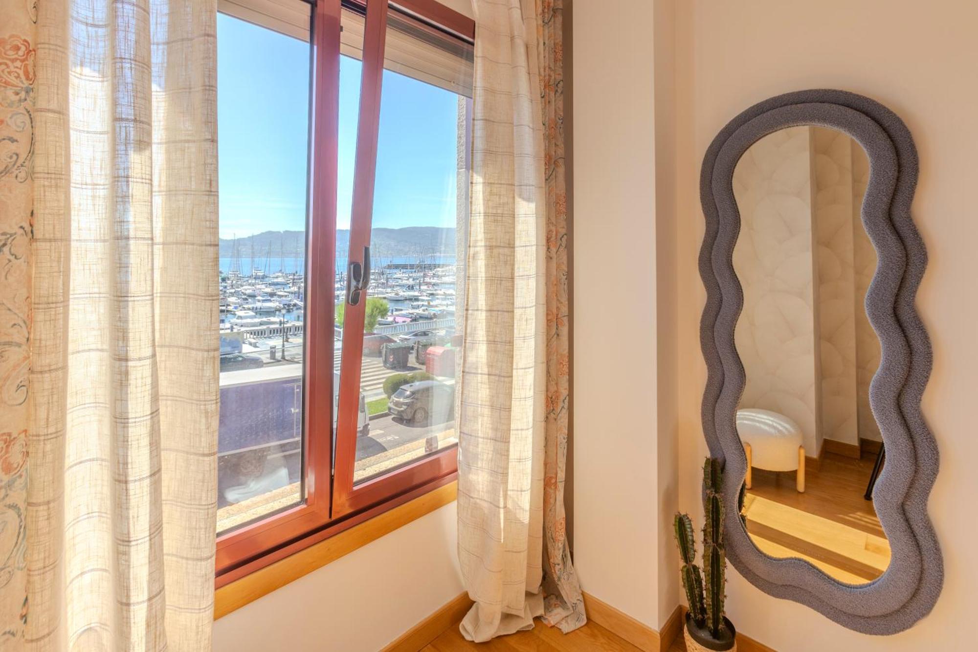 Апартаменты Piso En Combarro A 1º Linea De Costa Экстерьер фото